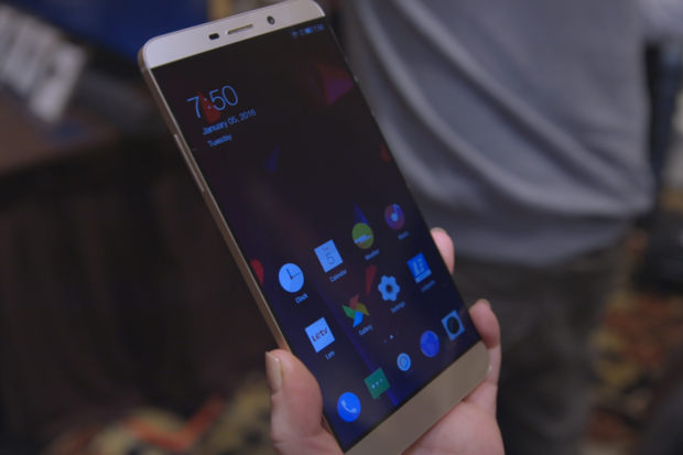 LeTV's LeMax Pro Is The First Android <strong>Phone</strong> Of The Year...